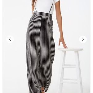NWT Striped suspender pants